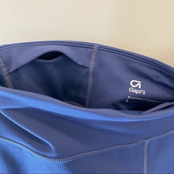 GapFit blackout technology color block leggings - Picture 7 of 7